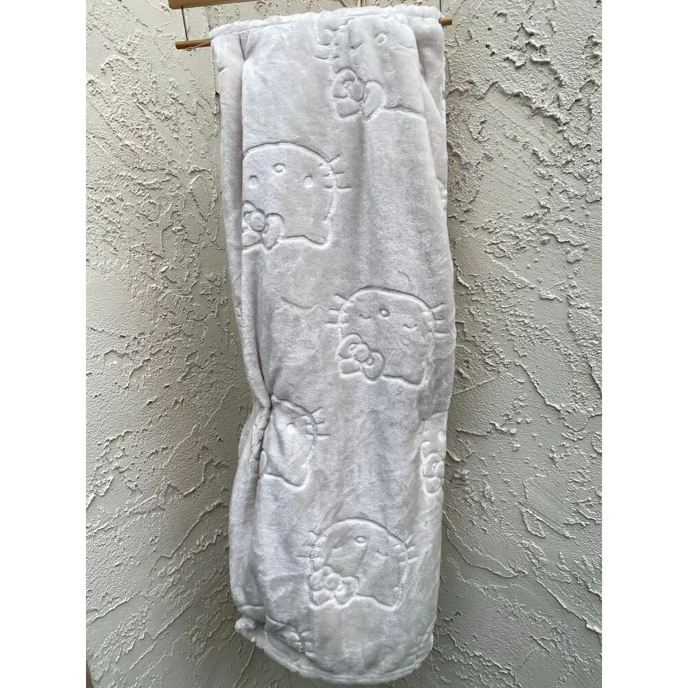 Hello Kitty Embossed Plush Throw Blanket 50x70 Soft Champagne